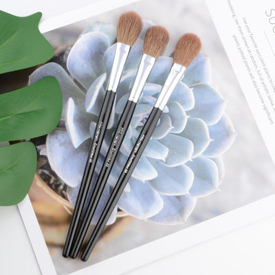 Makeup brushes